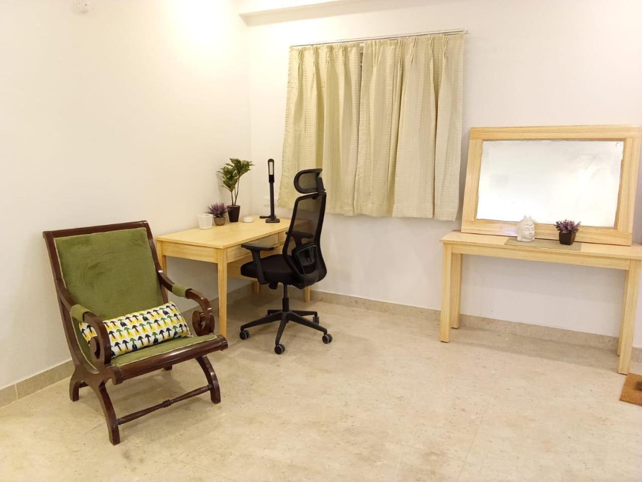 Enkay Service Apartments Kondapur  ภายนอก รูปภาพ
