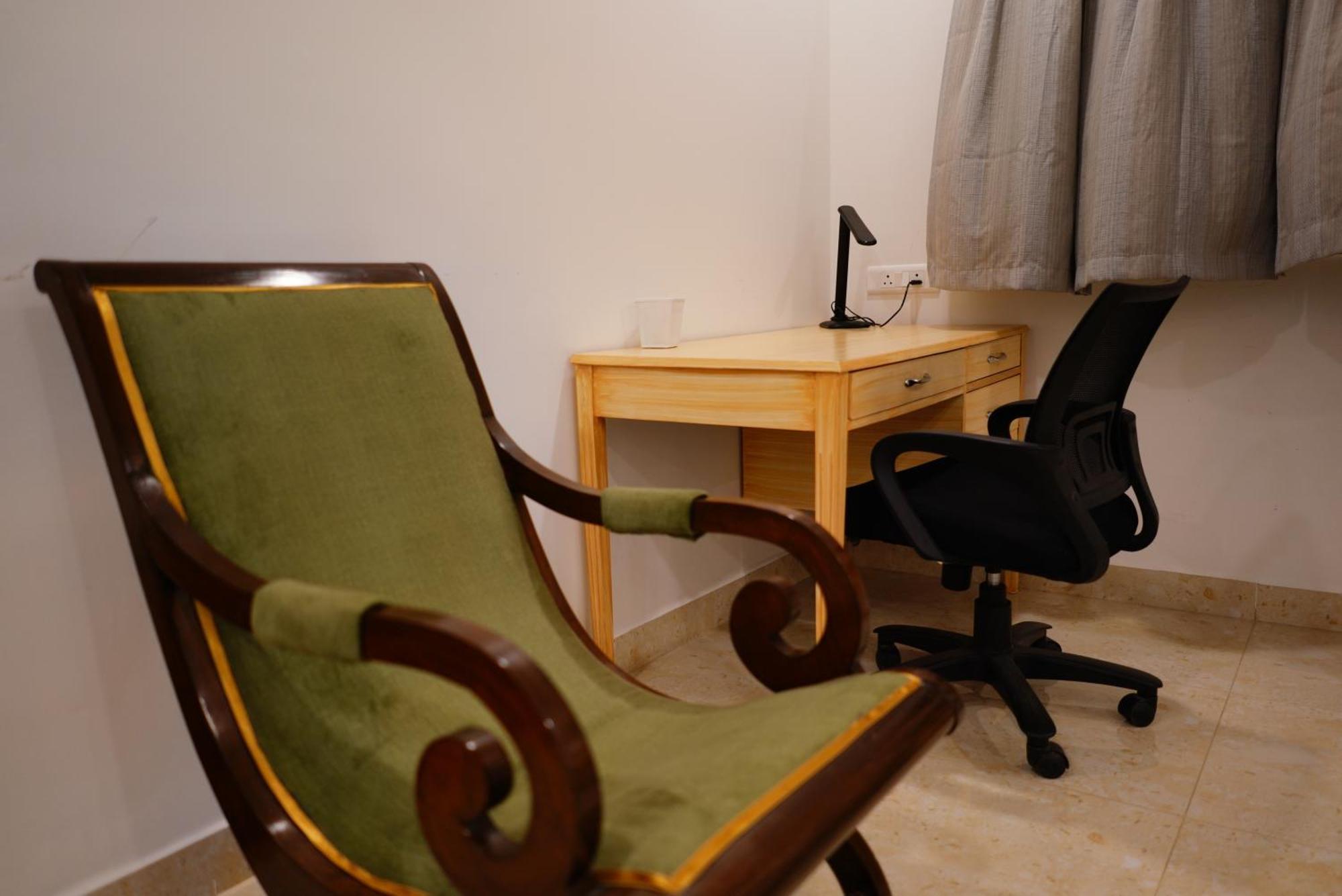 Enkay Service Apartments Kondapur  ภายนอก รูปภาพ