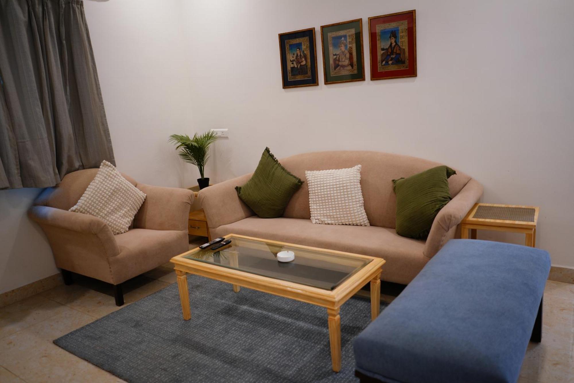 Enkay Service Apartments Kondapur  ภายนอก รูปภาพ